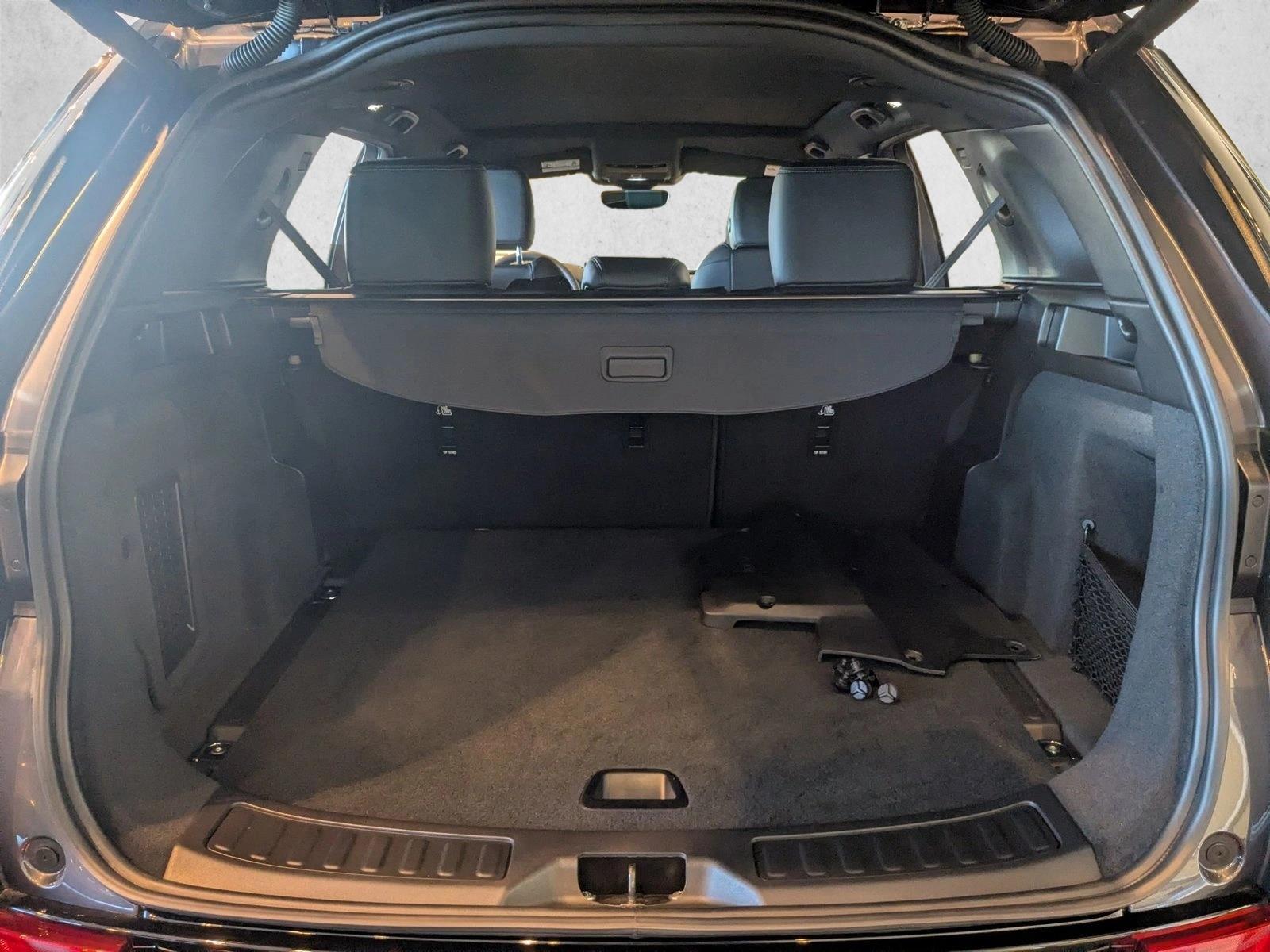 2024 Land Rover Discovery Sport Dynamic SE photo 4