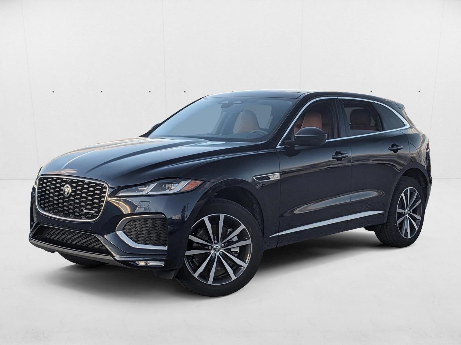 2024 Jaguar F-PACE R-Dynamic S's photo