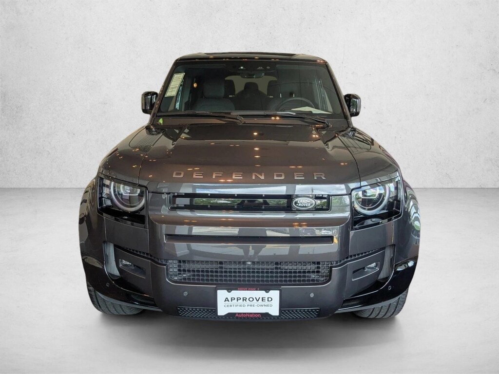 Used 2026 Land Rover Defender 130 X-Dynamic SE SUV