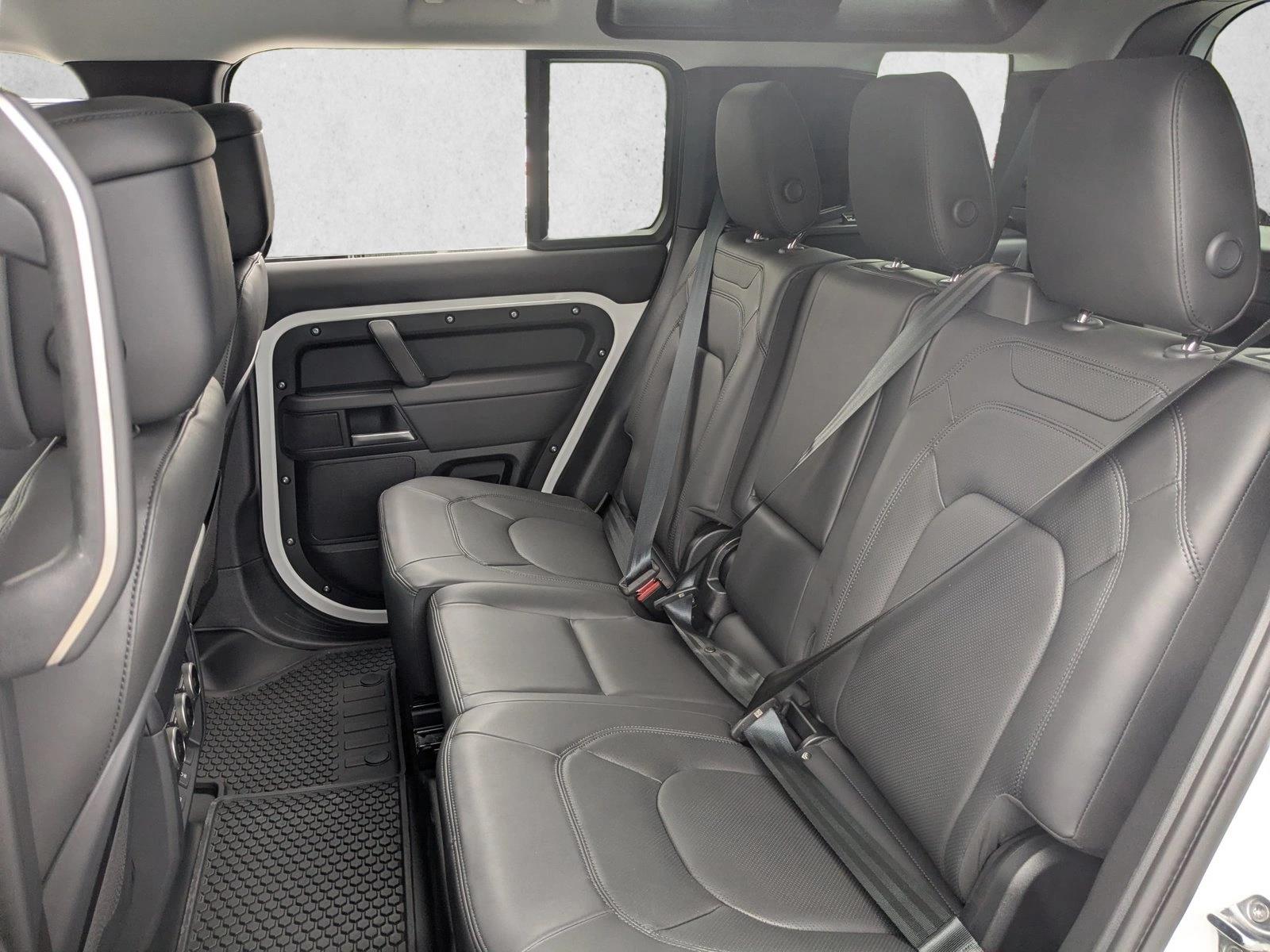 2026 Land Rover Defender S - Photo 16