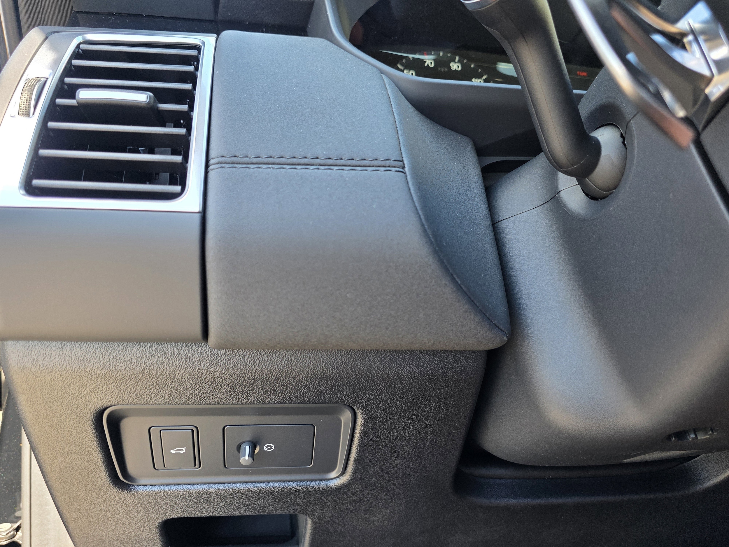 2025 Land Rover Discovery S - Photo 22