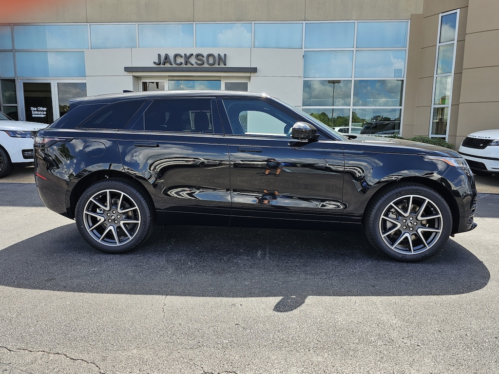 New 2026 Land Rover Range Rover Velar Dynamic SE SUV