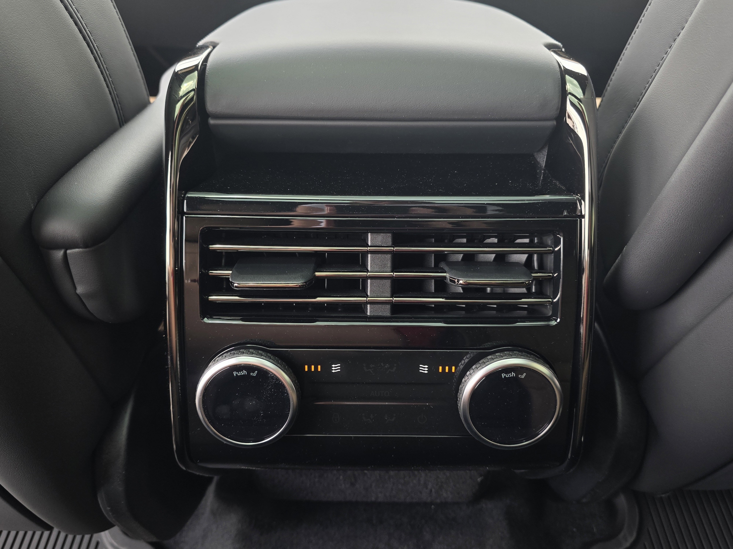 2026 Land Rover Range Rover Sport Dynamic SE - Photo 23