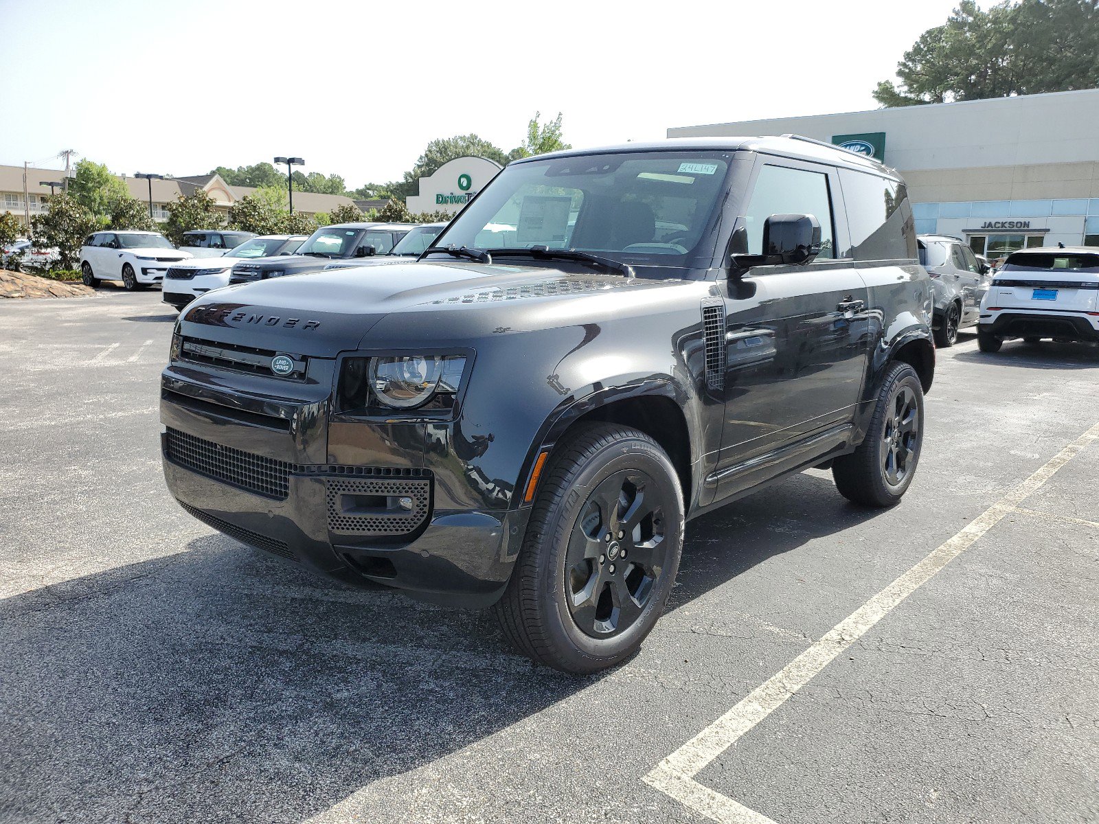 2024 Land Rover Defender X-Dynamic SE's photo