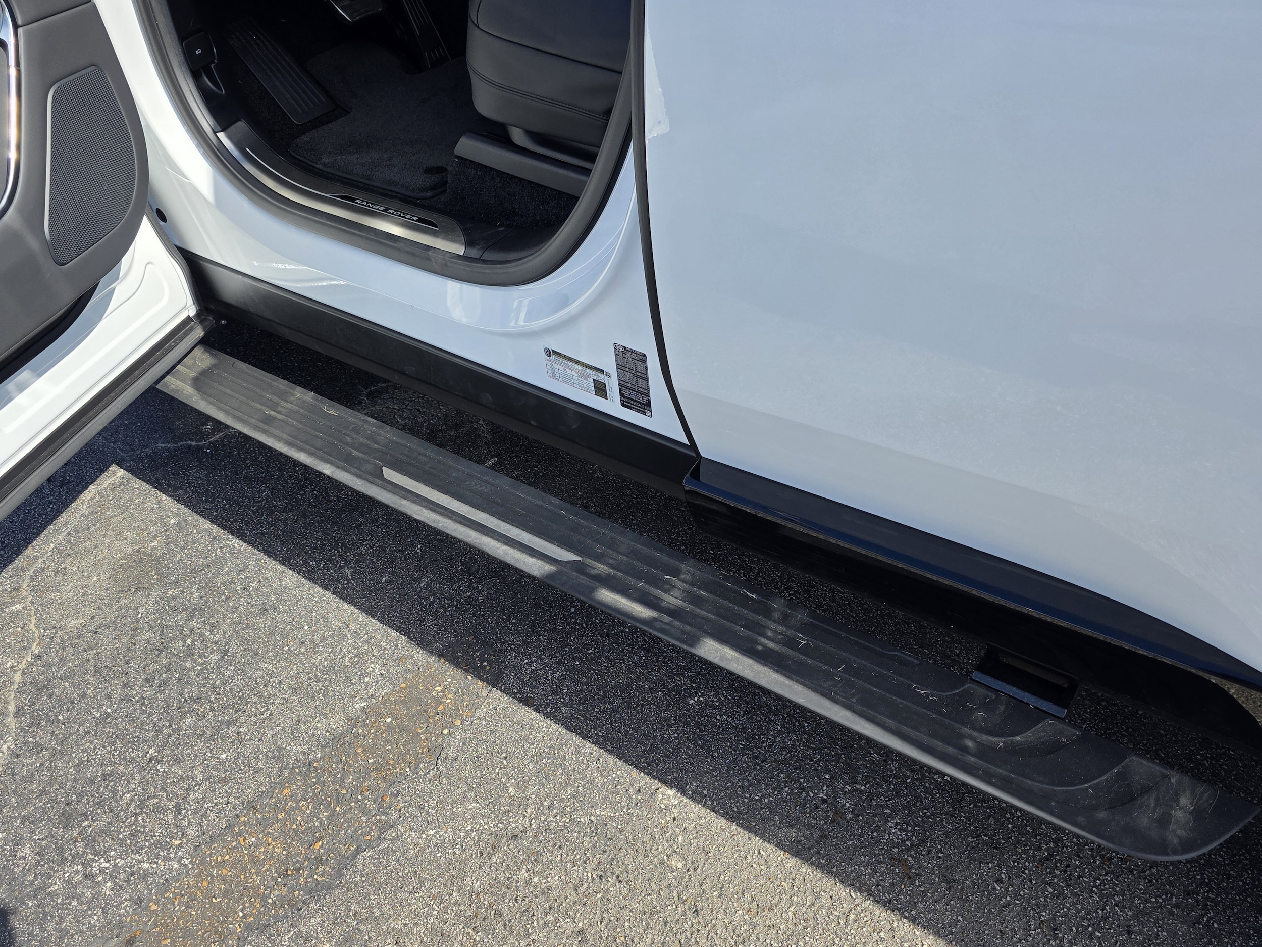 2025 Land Rover Range Rover SE - Photo 26