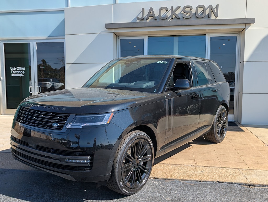 New 2026 Land Rover Range Rover SE SUV