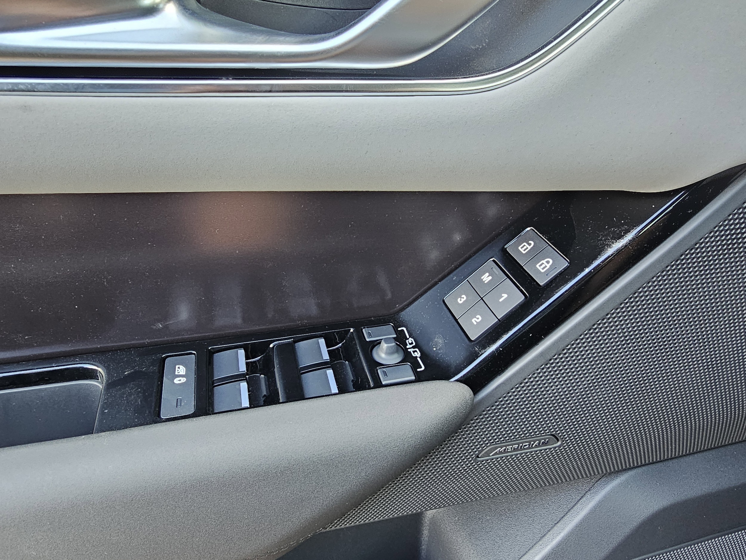 2026 Land Rover Range Rover Velar Dynamic SE - Photo 19