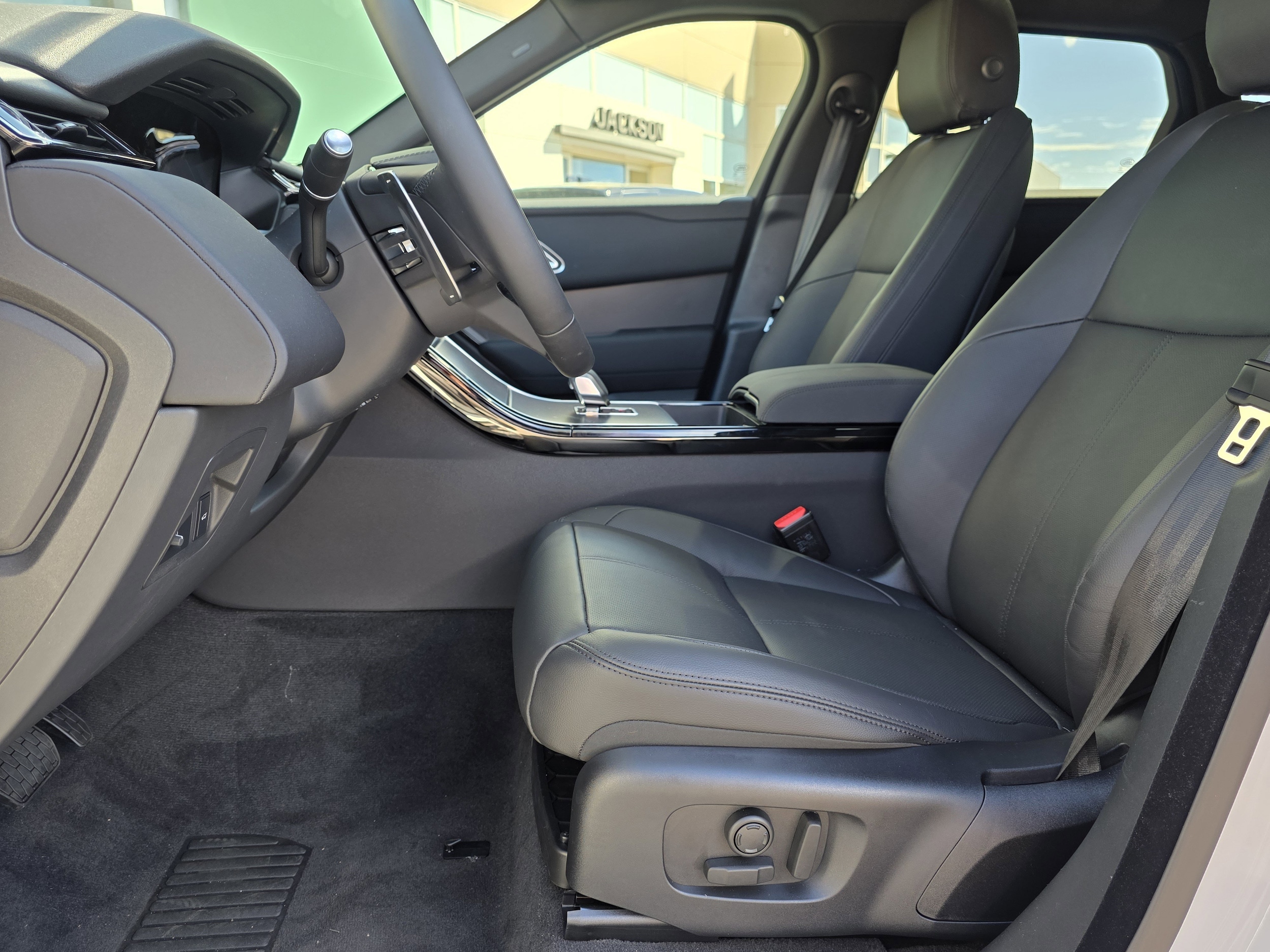 2026 Land Rover Range Rover Velar S - Photo 13