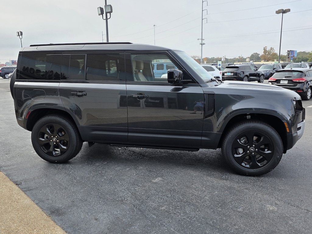 New 2025 Land Rover Defender 110 400PS S SUV