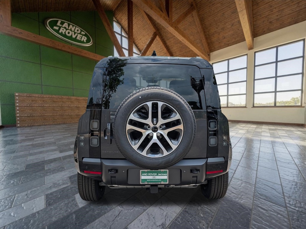 New 2026 Land Rover Defender 110 X-Dynamic SE SUV