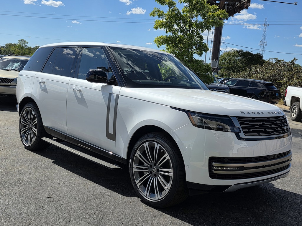 New 2025 Land Rover Range Rover SE SUV