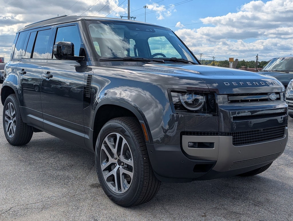 New 2026 Land Rover Defender 110 S 300PS SUV
