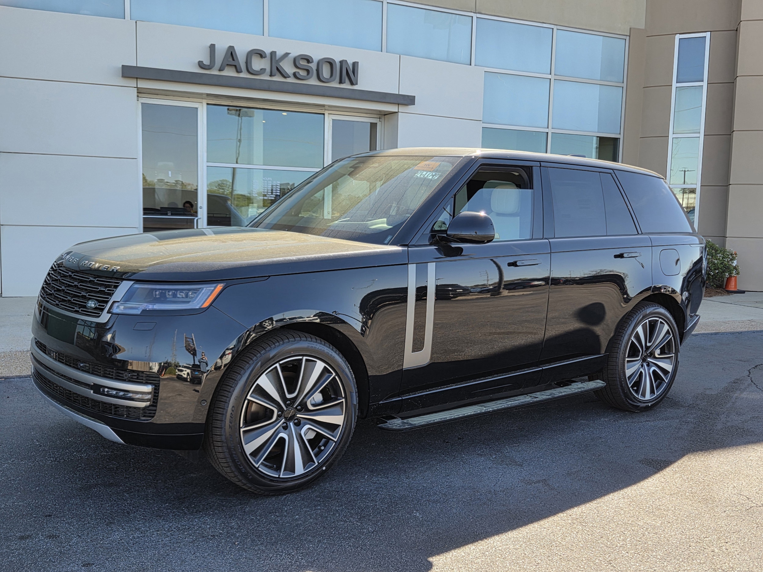 2026 Land Rover Range Rover SE