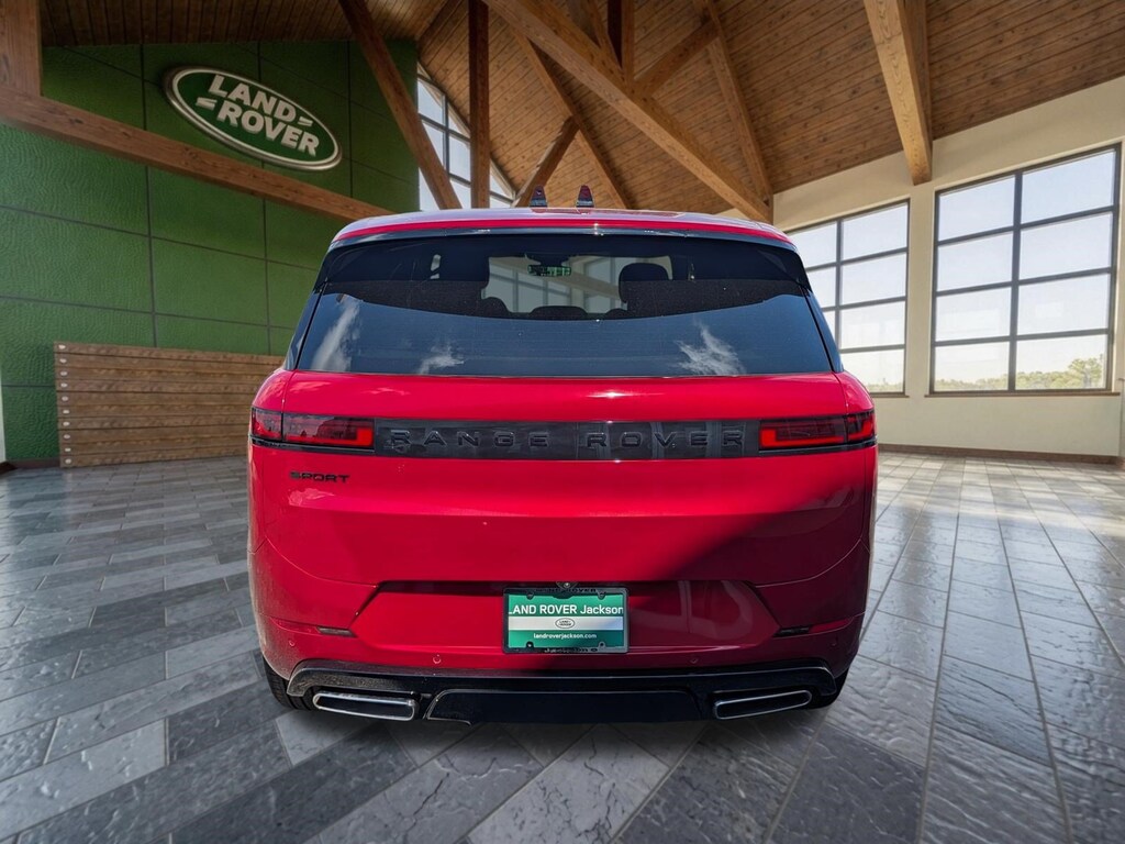 New 2026 Land Rover Range Rover Sport Dynamic SE SUV