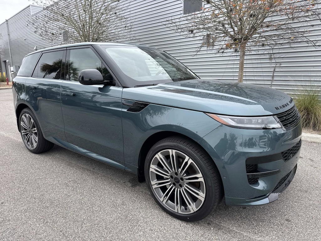 New 2026 Land Rover Range Rover Sport Dynamic SE SUV