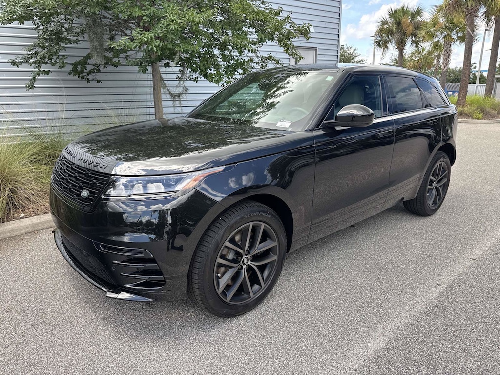 New 2026 Land Rover Range Rover Velar Dynamic SE