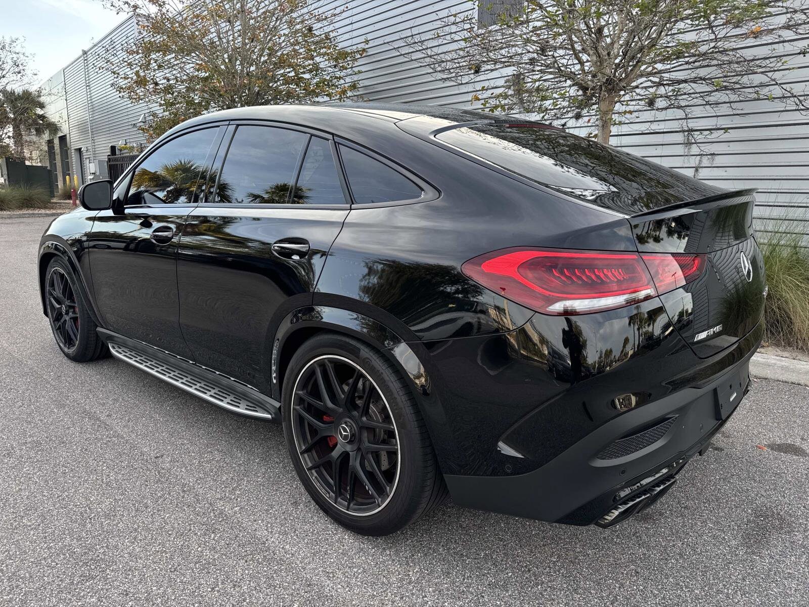 2022 Mercedes Benz GLE AMG 63 S photo 3