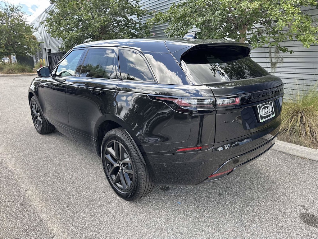 New 2026 Land Rover Range Rover Velar Dynamic SE
