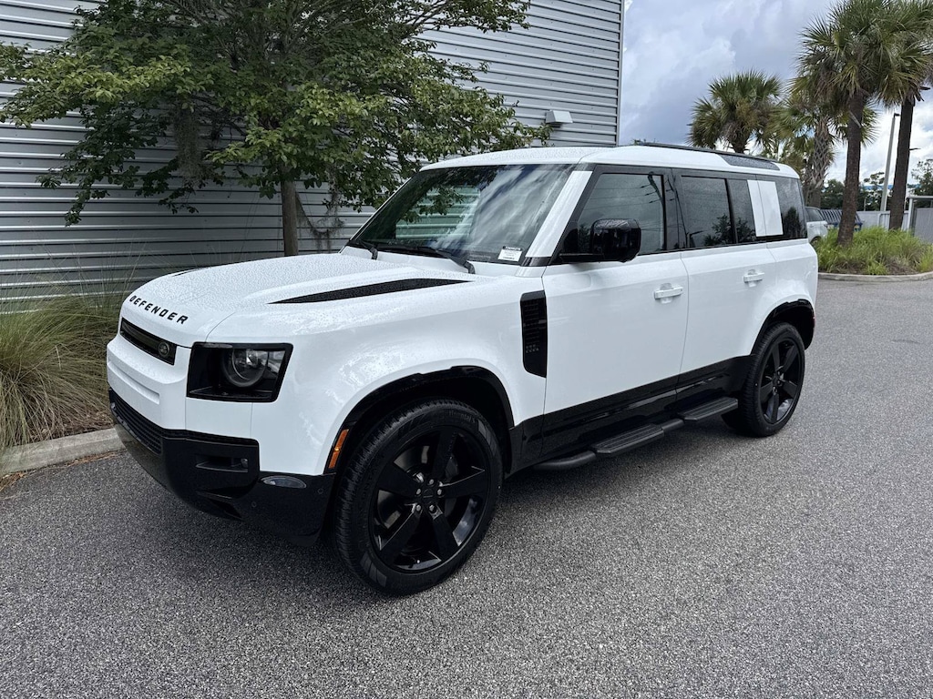 New 2026 Land Rover Defender 110 X-Dynamic SE SUV