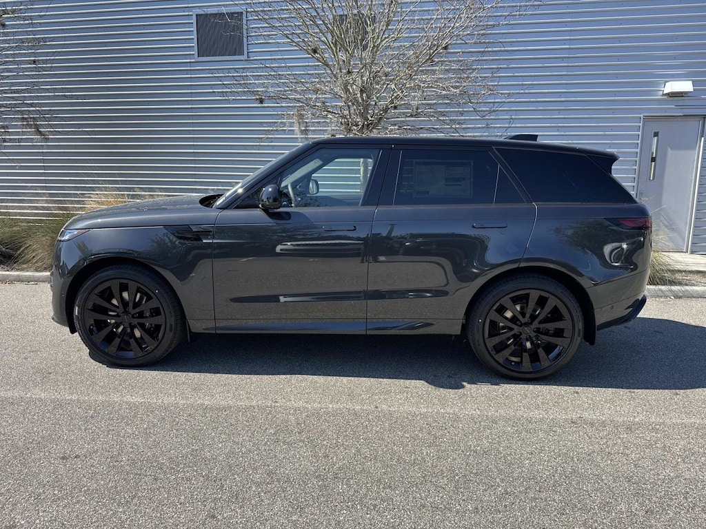 New 2026 Land Rover Range Rover Sport Dynamic SE SUV