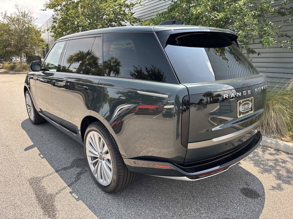 New 2026 Land Rover Range Rover SE 7 Seats SUV