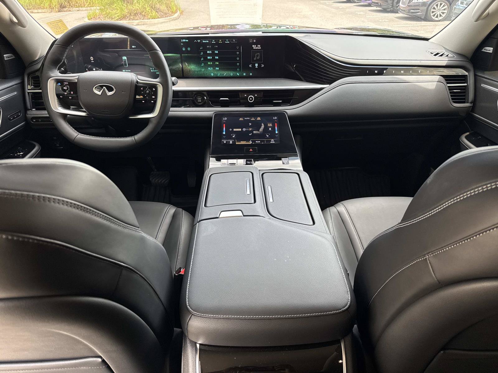 2026 INFINITI QX80 16