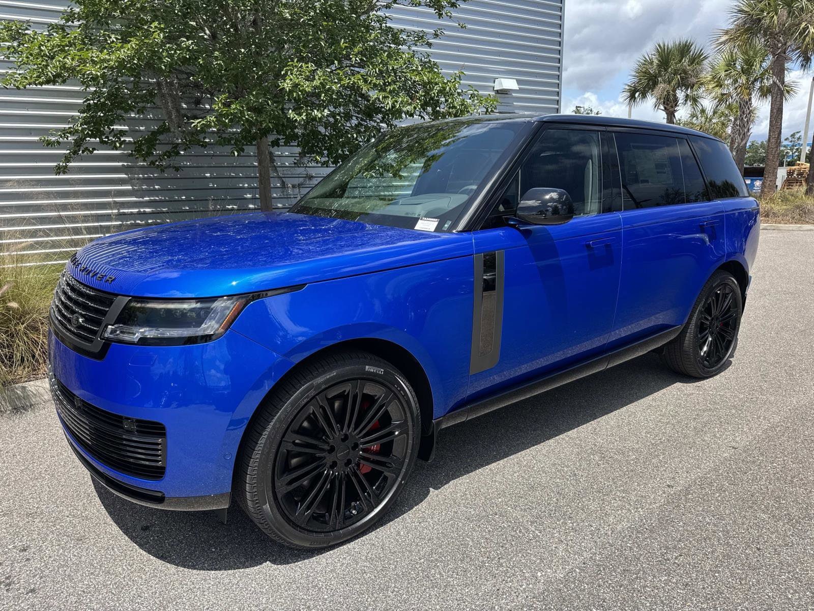 2026 Land Rover Range Rover 4.4 SV LWB's photo