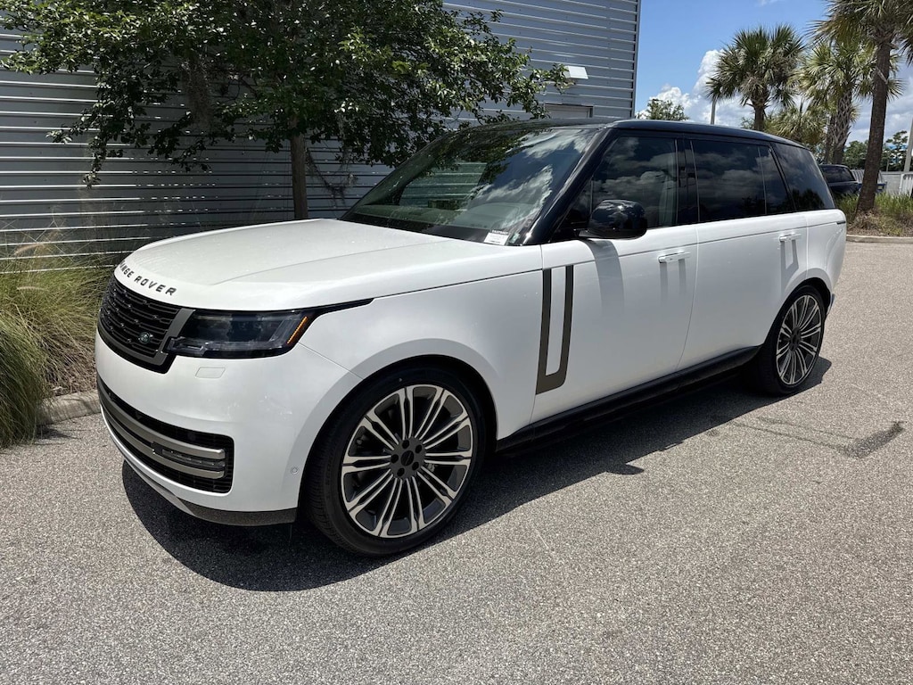 New 2026 Land Rover Range Rover SE 7 Seats SUV