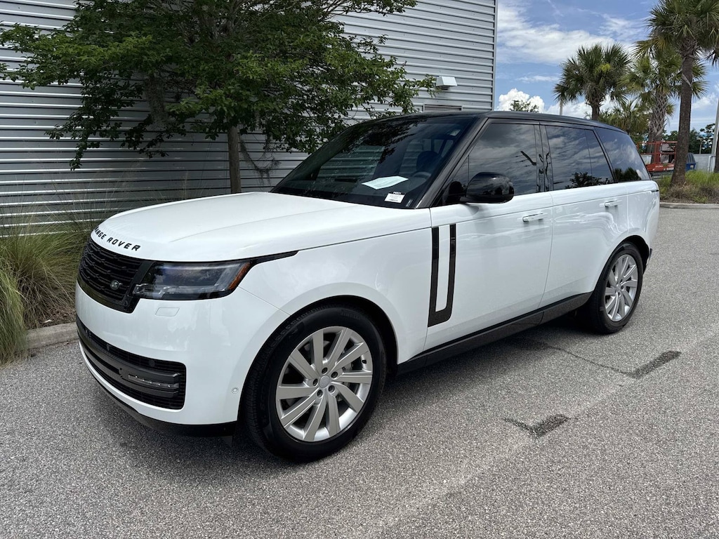 Certified 2025 Land Rover Range Rover P400 SE SWB