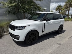 2026 Land Rover Range Rover SE SUV