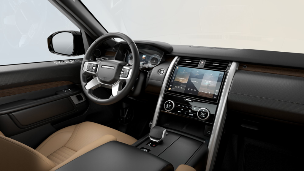 New 2026 Land Rover Discovery Dynamic SE 300PS