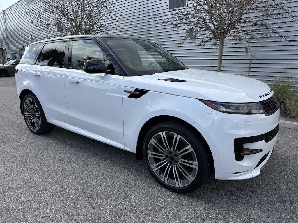 New 2026 Land Rover Range Rover Sport Dynamic SE SUV