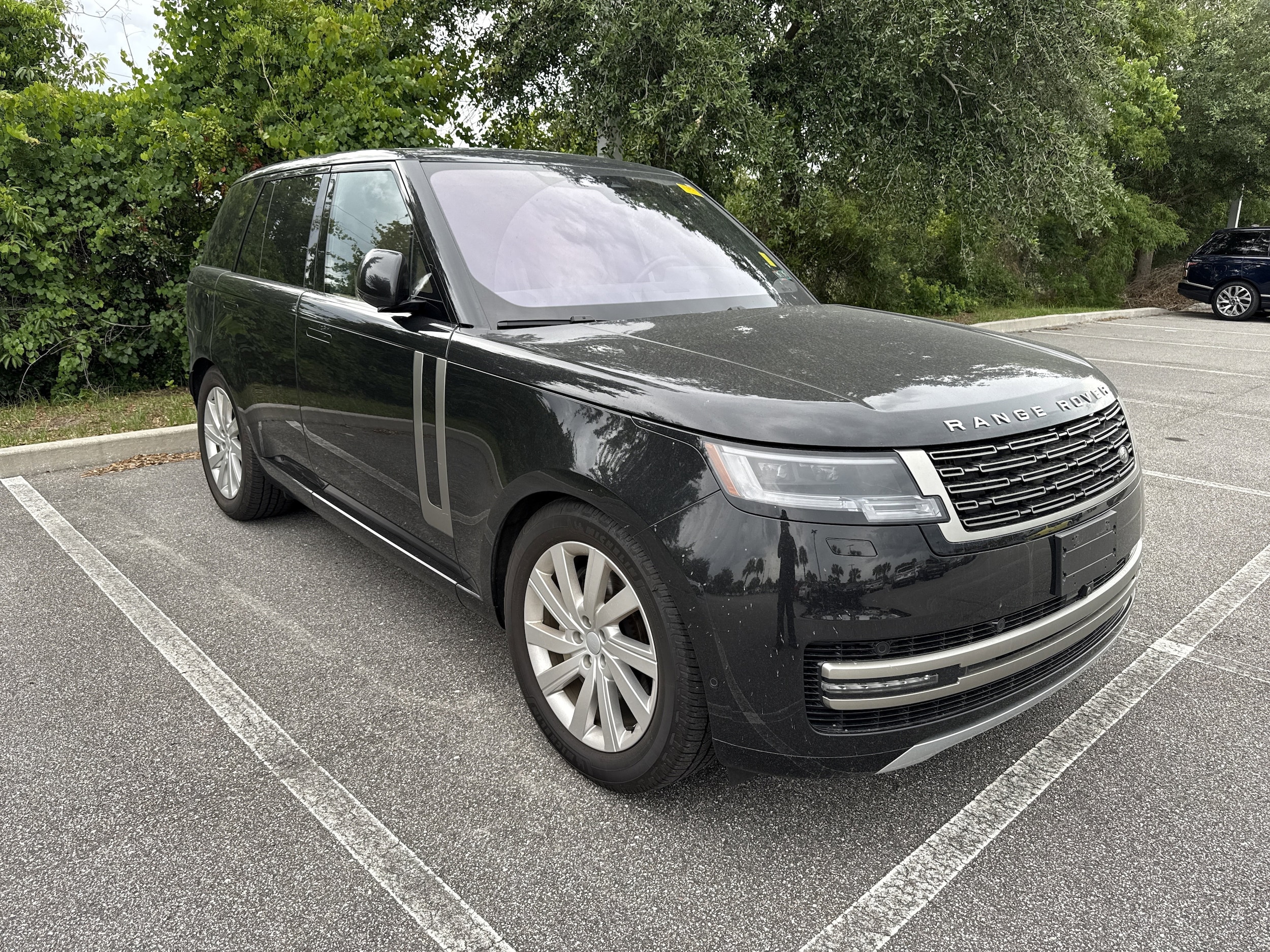 2023 Land Rover Range Rover 3.0 SE SWB's photo