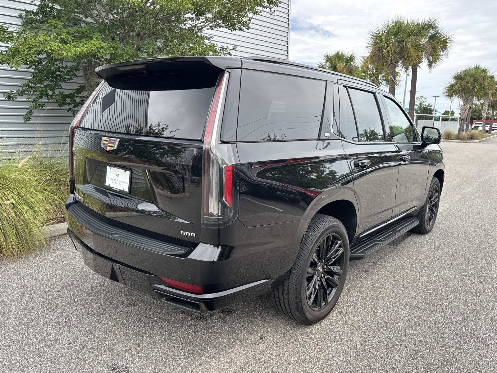 2024 Cadillac Escalade Sport - Photo 6