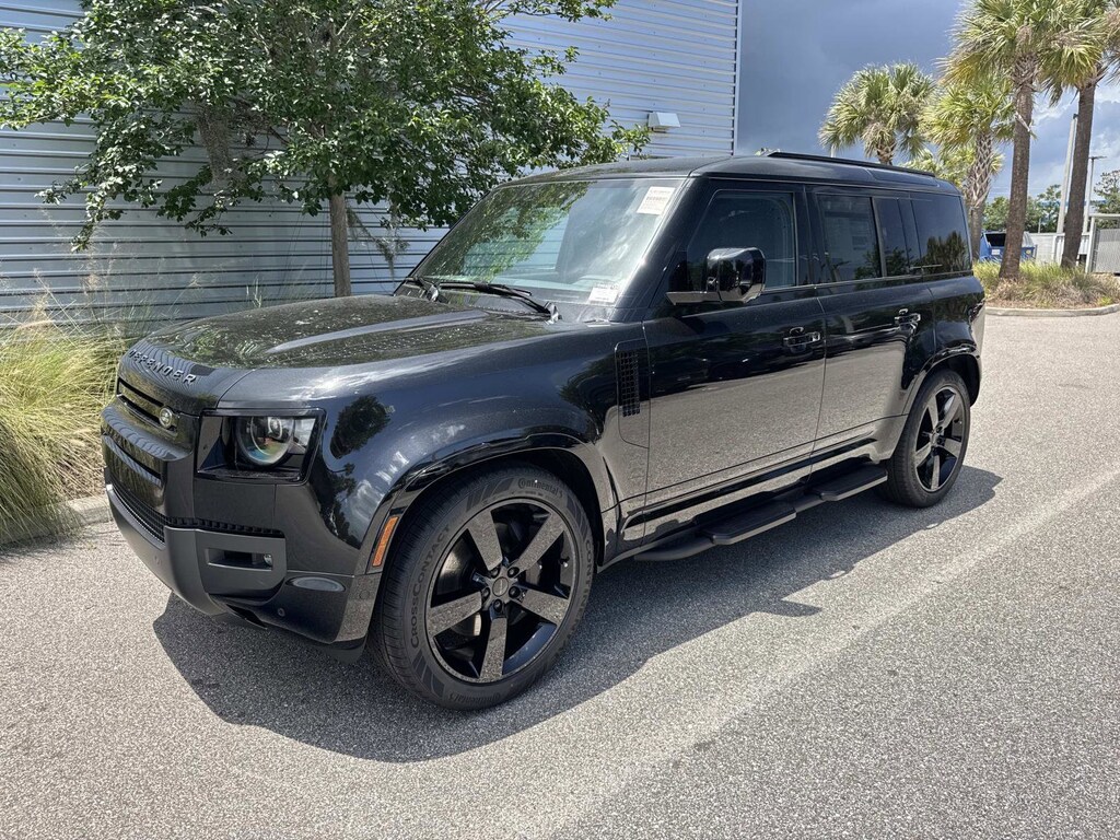 New 2026 Land Rover Defender 110 X-Dynamic SE SUV