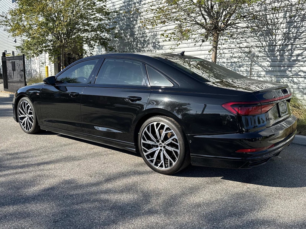Used 2021 Audi A8 4.0 L 60 TFSI quattro