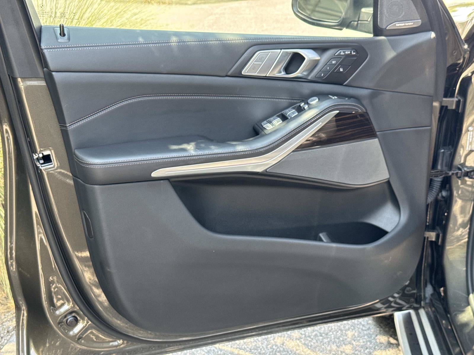 2026 BMW X7 18