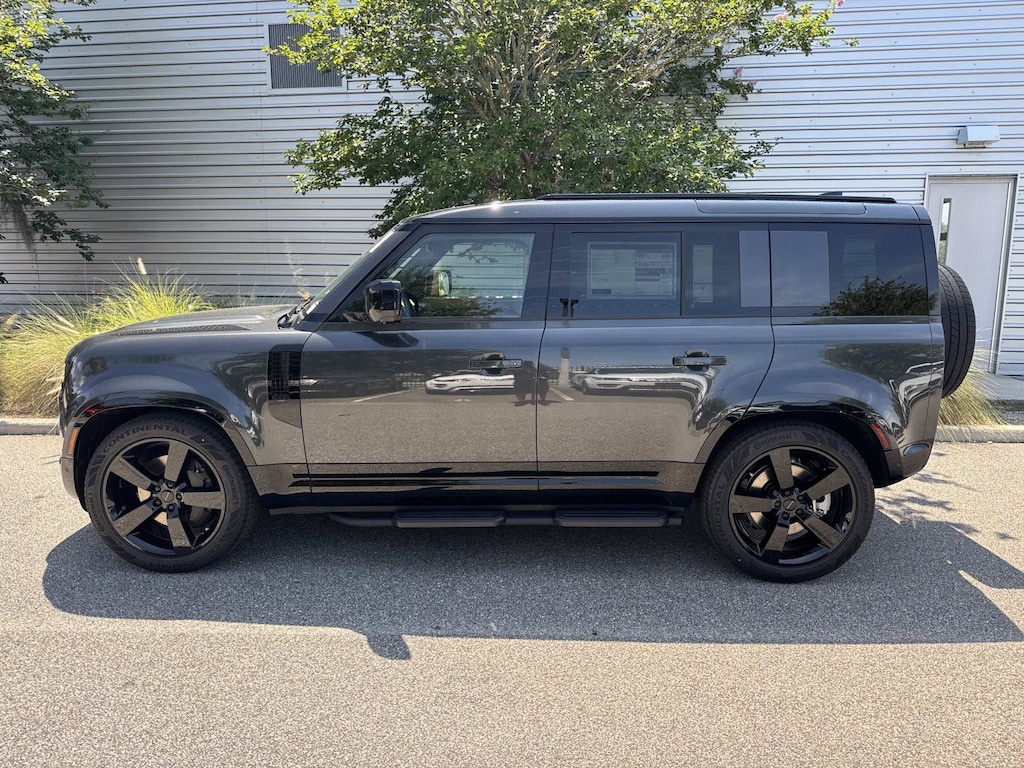 New 2026 Land Rover Defender 110 X-Dynamic SE SUV