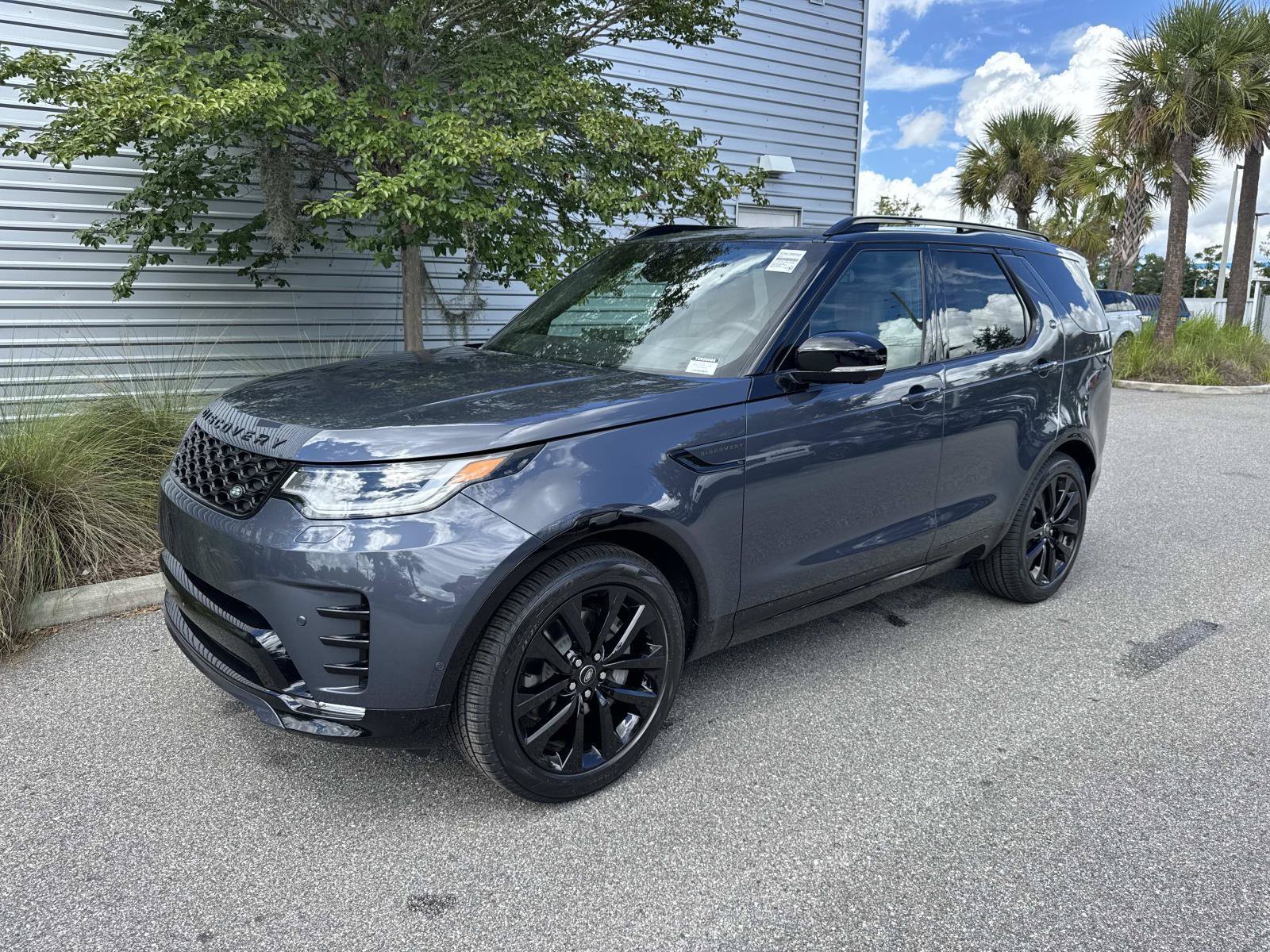2026 Land Rover Discovery