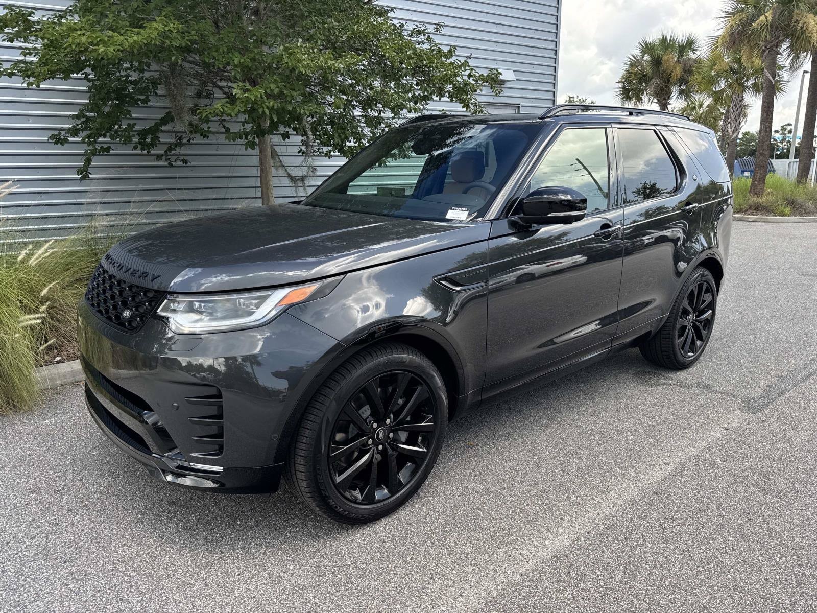 2026 Land Rover Discovery