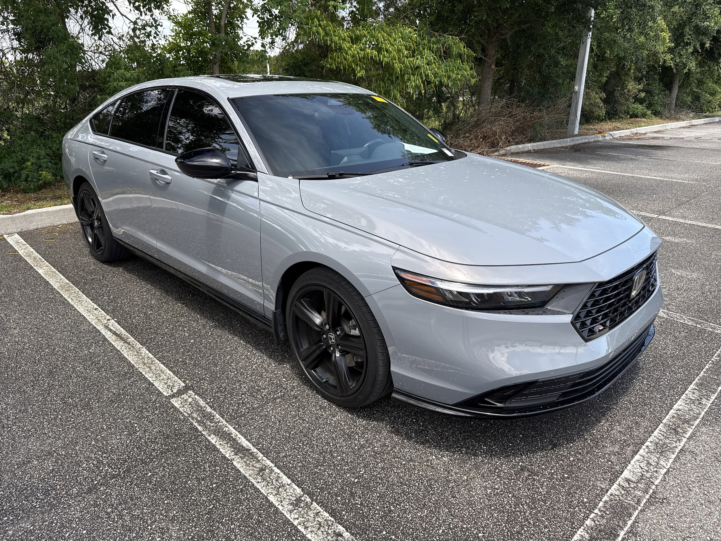 2023 Honda Accord Hybrid Sport-L w/o BSI's photo