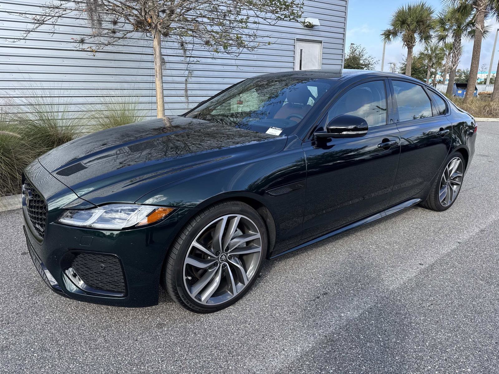 2024 Jaguar XF R-Dynamic SE's photo