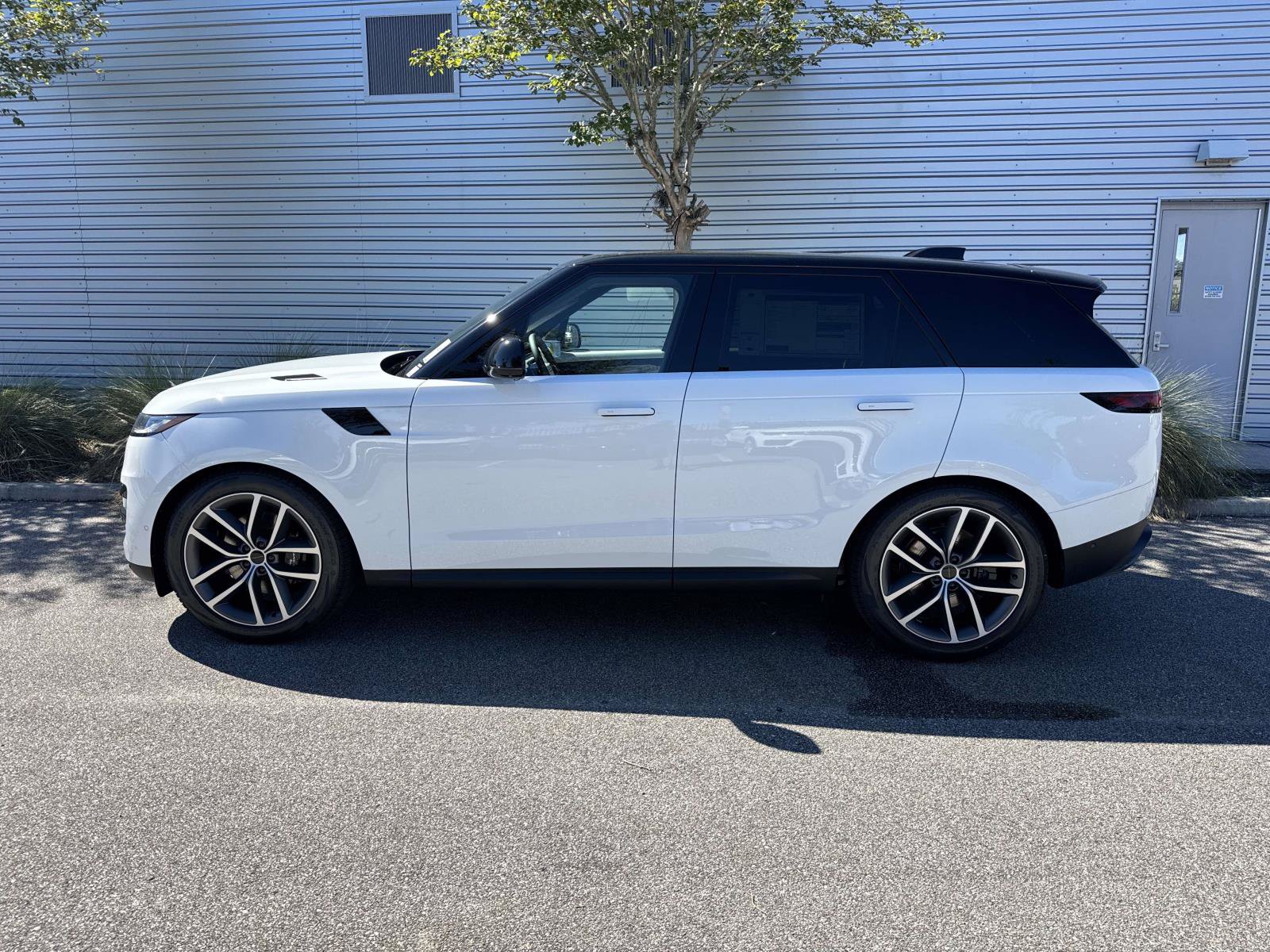 New 2027 Land Rover Range Rover Sport SE P360 SUV