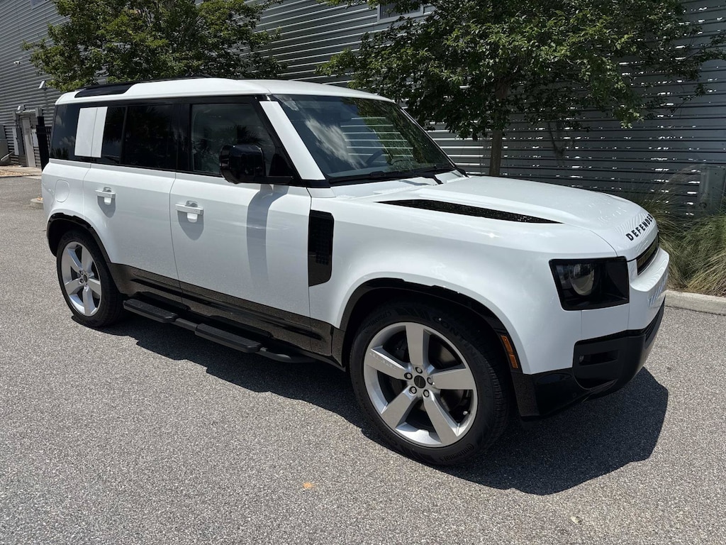 New 2026 Land Rover Defender 110 X-Dynamic SE SUV