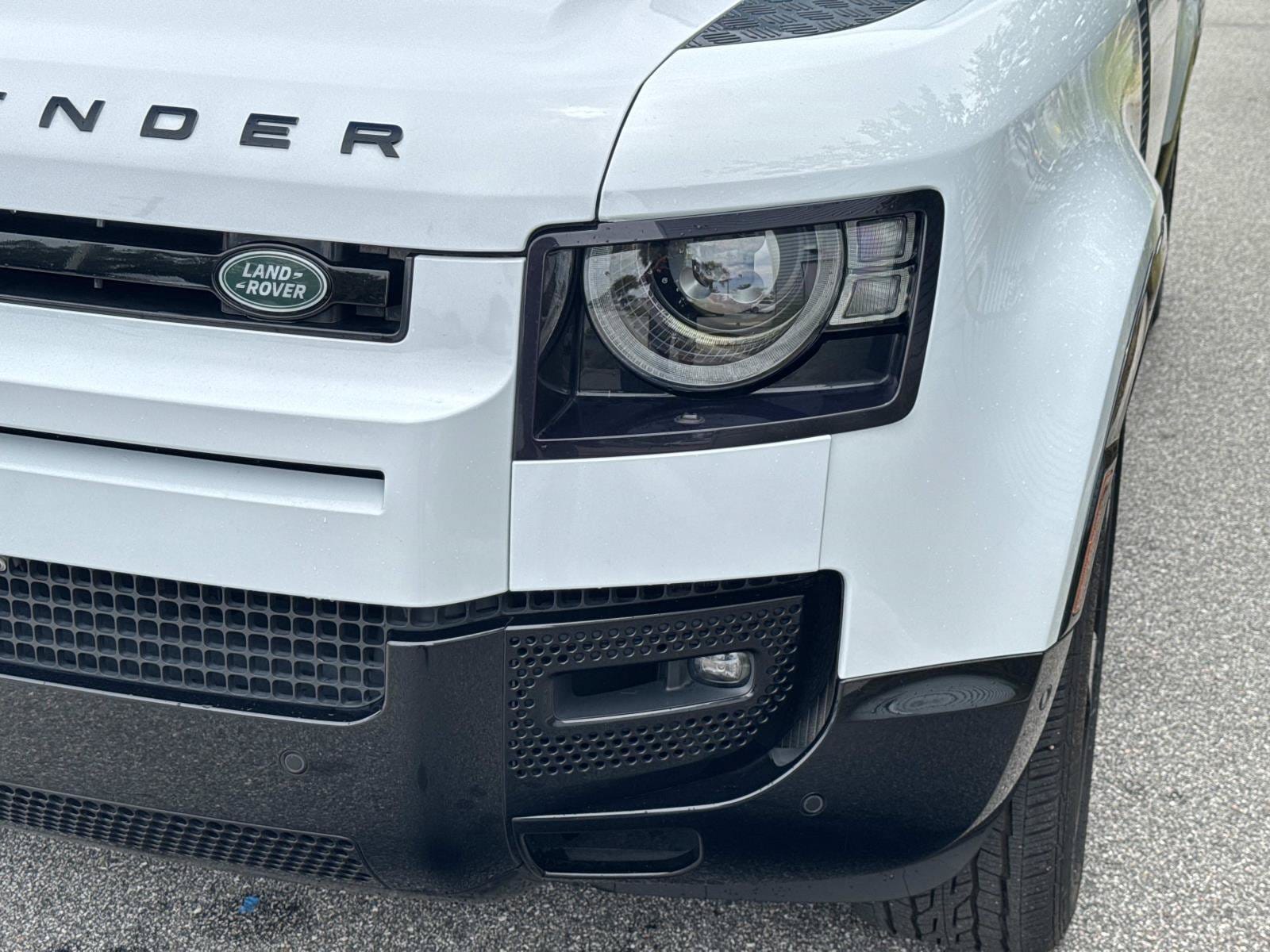 2023 Land Rover Defender V8 - Photo 9
