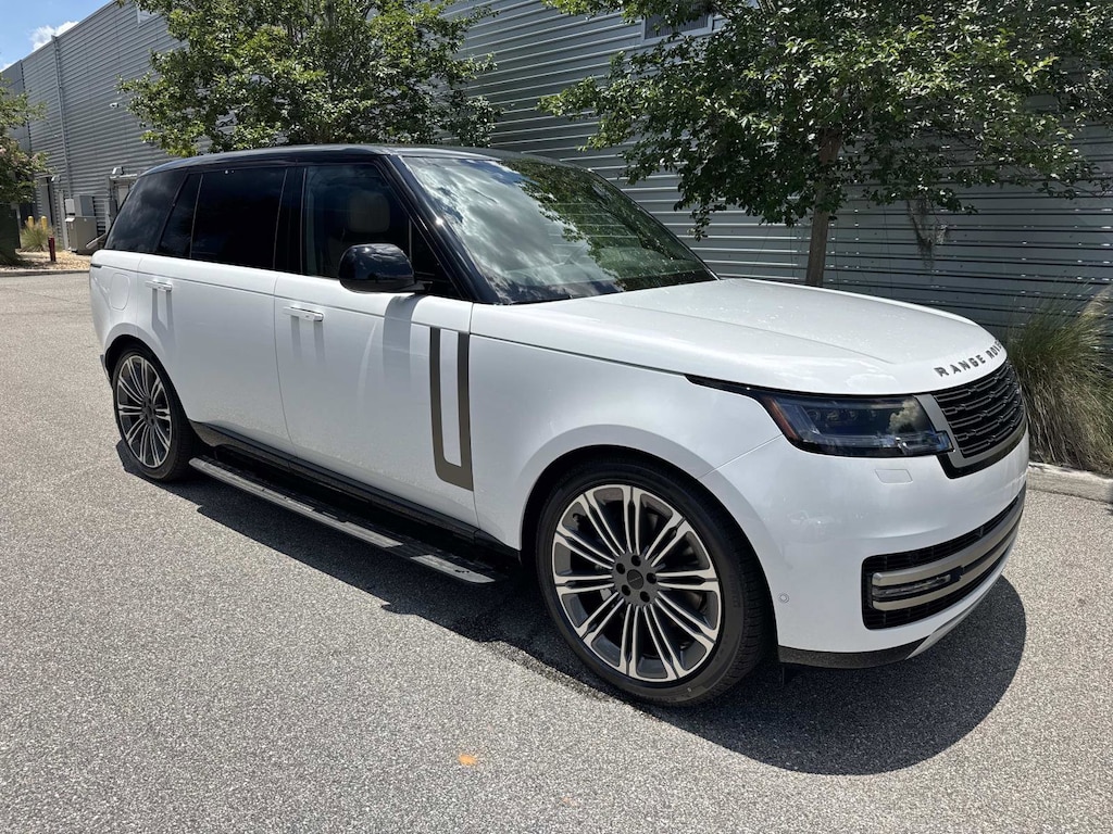 New 2026 Land Rover Range Rover SE 7 Seats SUV