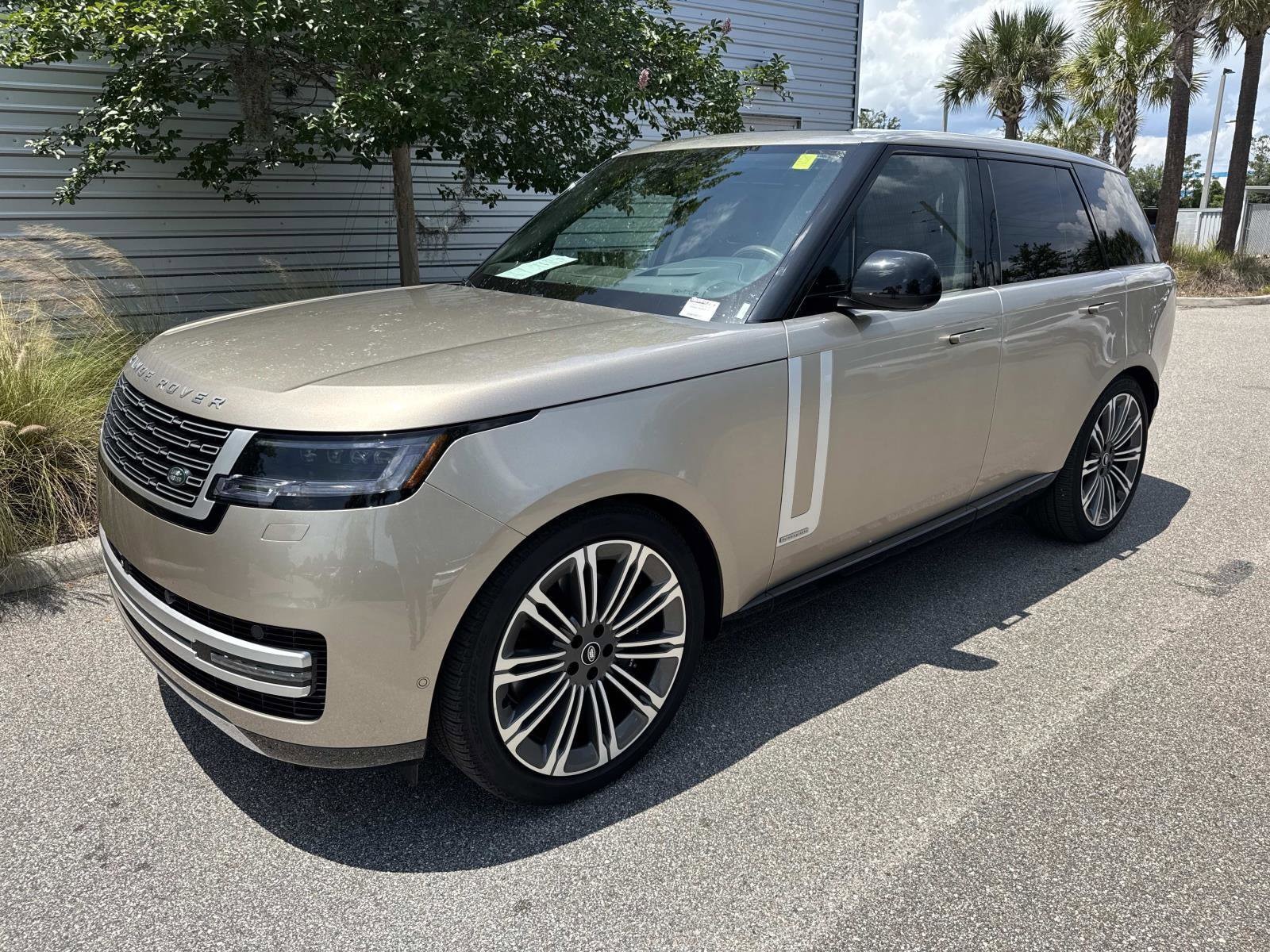 2025 Land Rover Range Rover 4.4 Autobiography SWB's photo