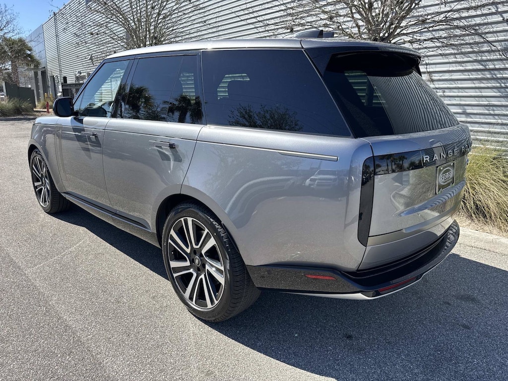 Used 2023 Land Rover Range Rover SE P530 SE SWB