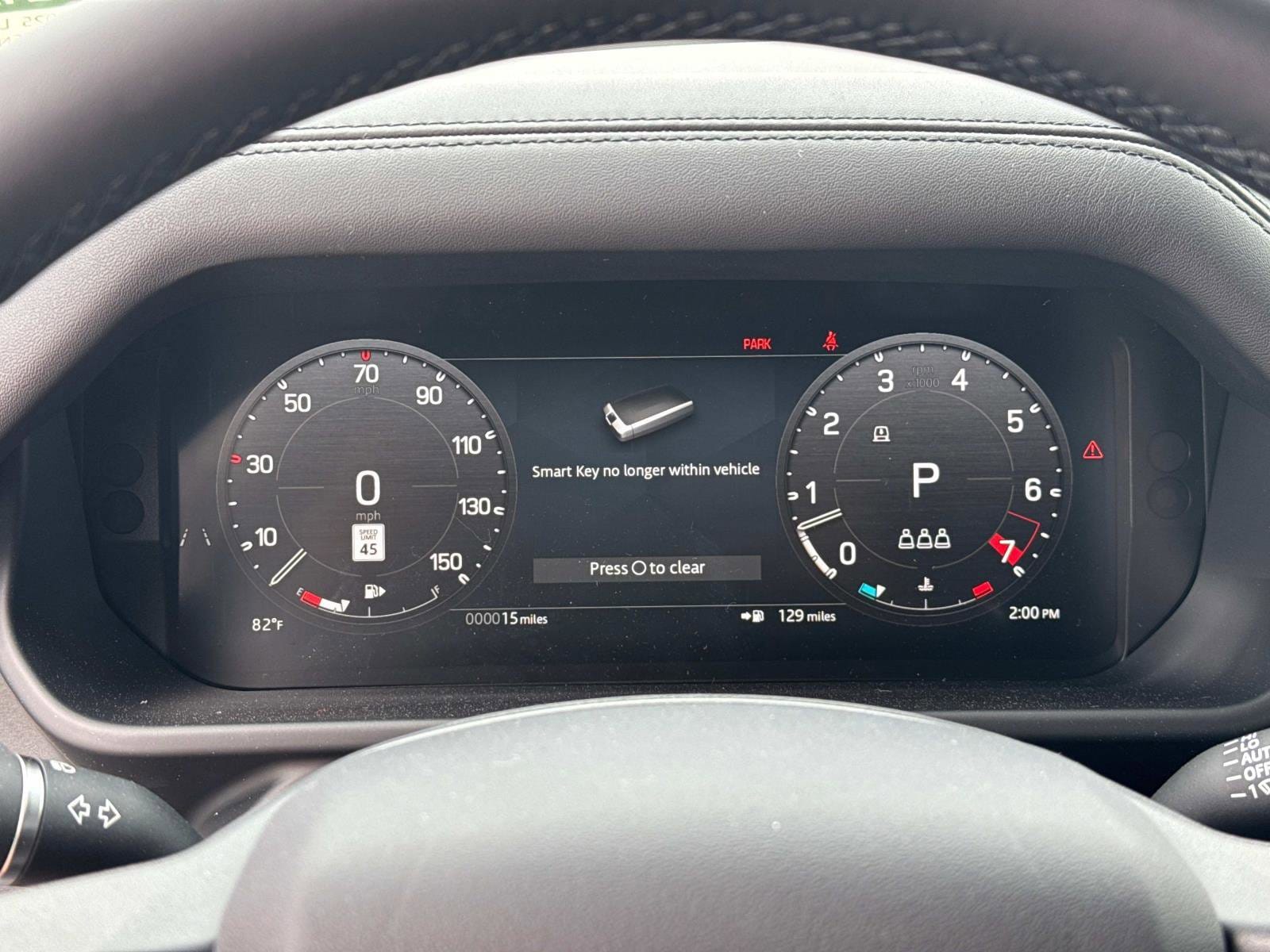 2025 Land Rover Defender X-Dynamic SE - Photo 29