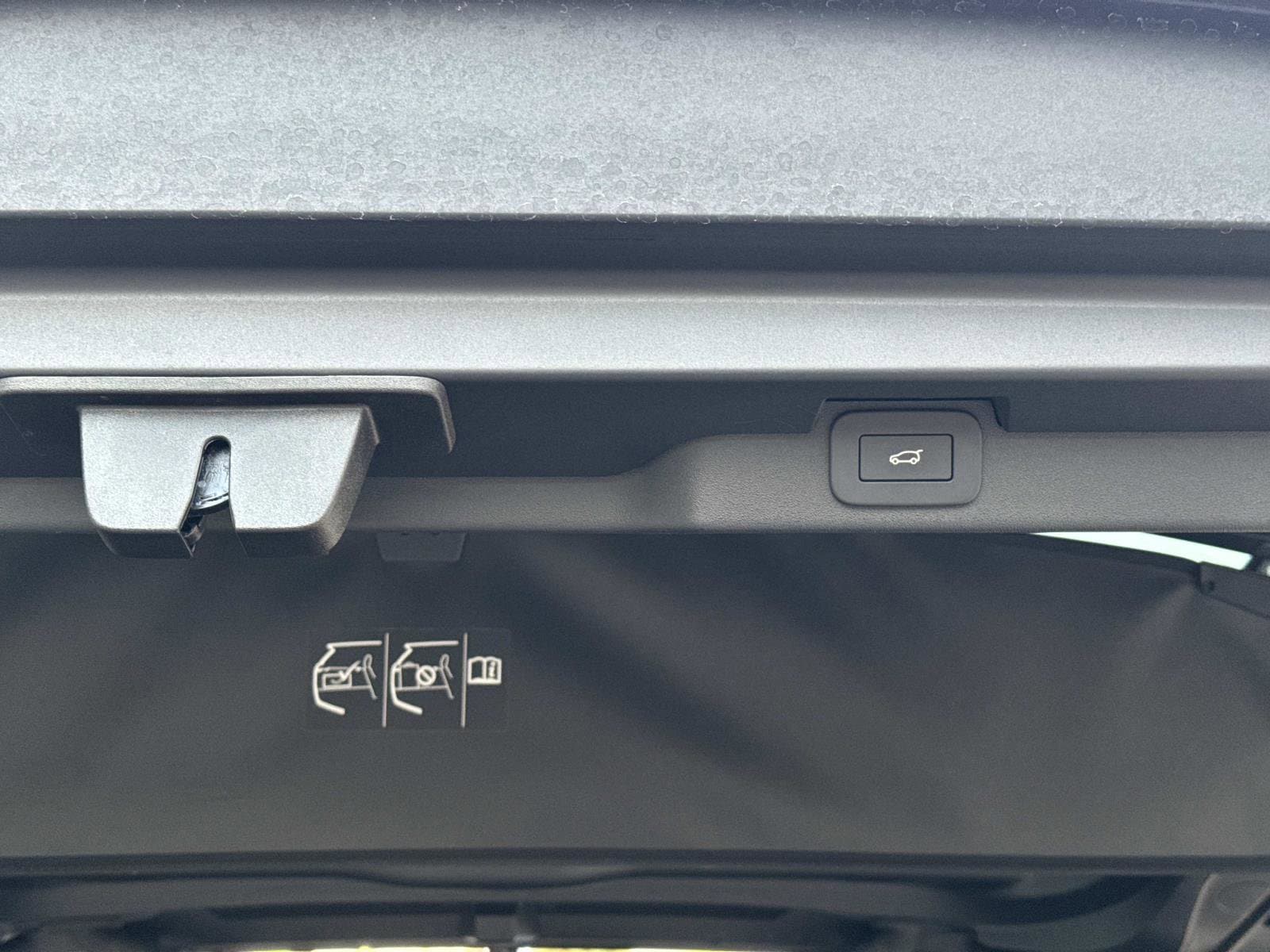 2025 Land Rover Discovery Dynamic SE - Photo 12